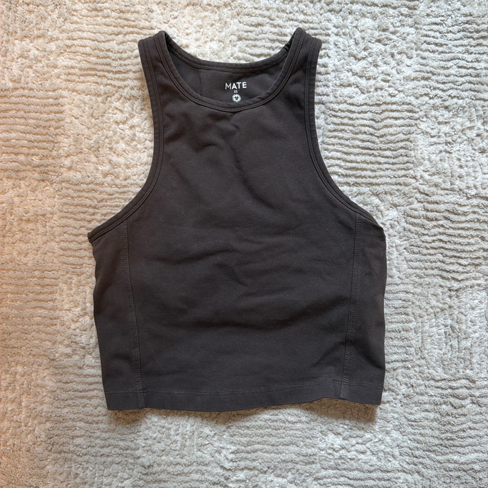 MATE THE LABEL ORGANIC COTTON HIGH NECK ACTIVEWEAR TANK IN MOCHA